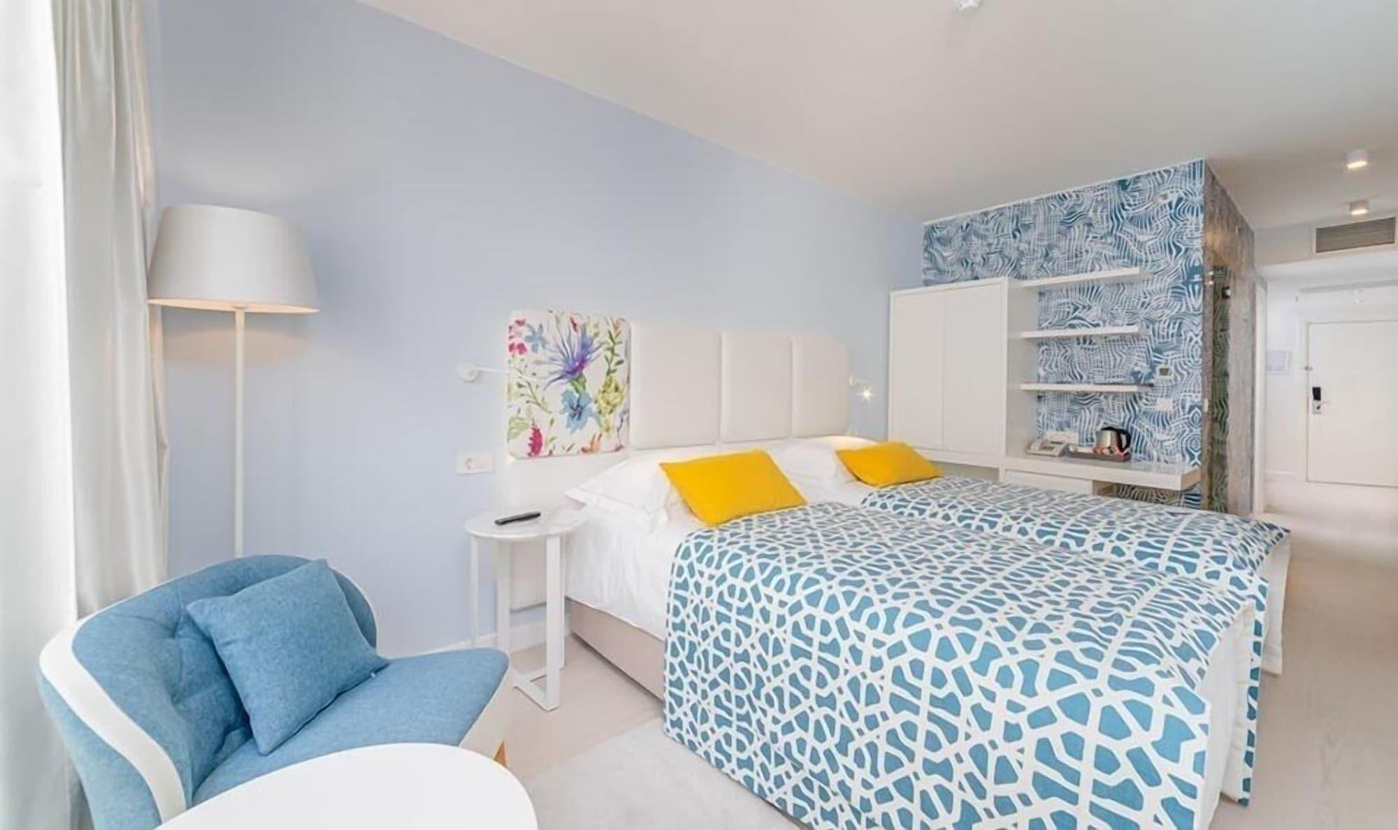 Amadria Park Family Hotel Jakov 希贝尼克 外观 照片