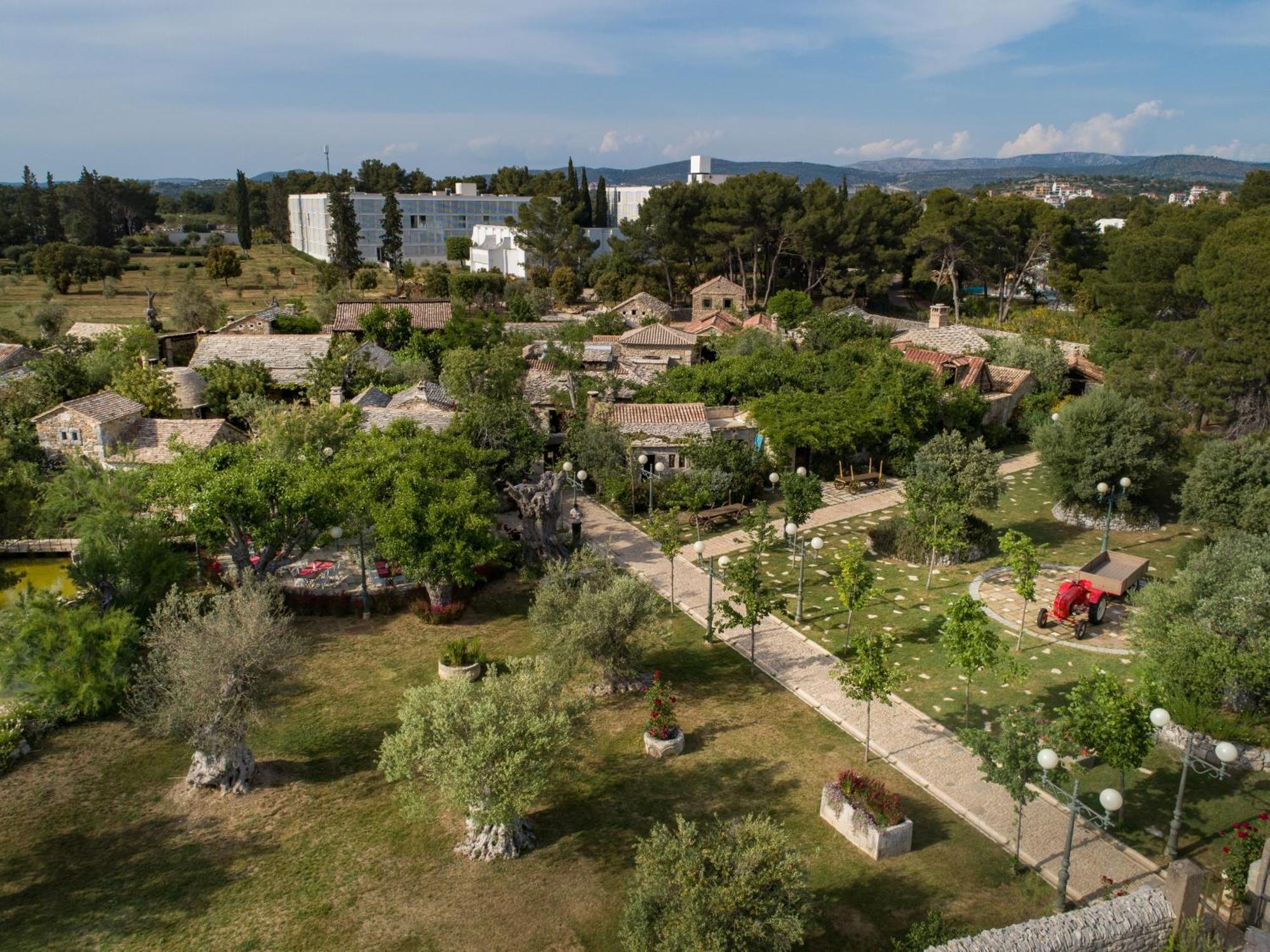 Amadria Park Family Hotel Jakov 希贝尼克 外观 照片