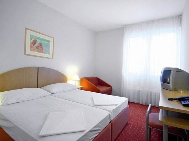 Amadria Park Family Hotel Jakov 希贝尼克 外观 照片