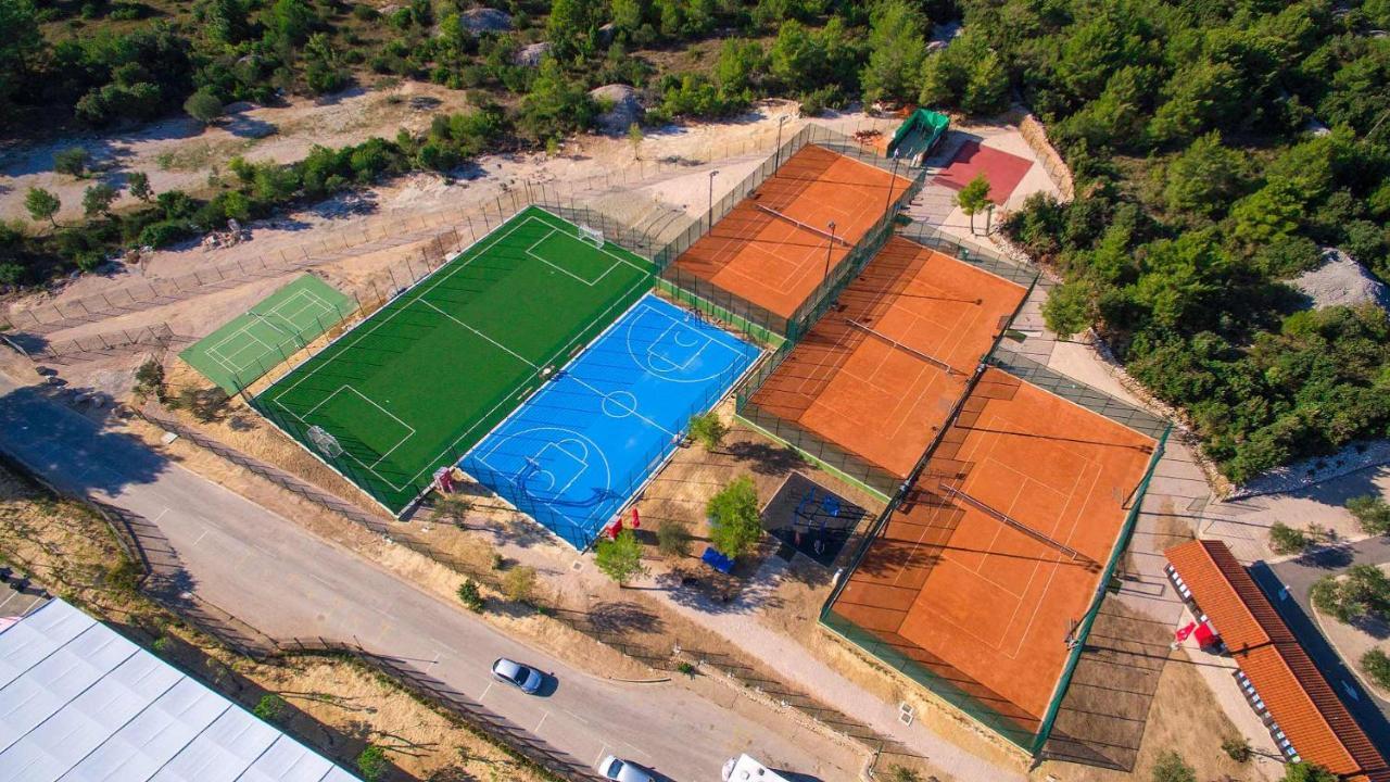 Amadria Park Family Hotel Jakov 希贝尼克 外观 照片